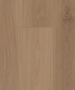 Laine — board close-up