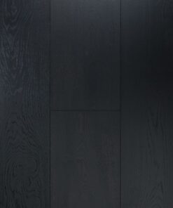 Noir — board close-up