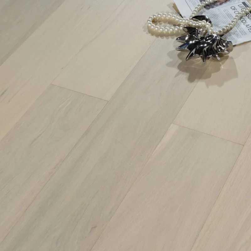 Engineered Timber Flooring - AB Grade 14mm Creme Oak PL01 - AB Grade Engineered 14mm