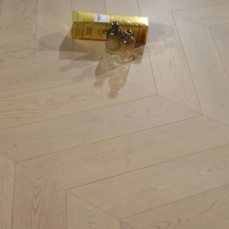 Engineered Timber Flooring - AB Grade 15/4mm CHEVRON - Y03 CREAMY WHITE OAK - Chevron Engineered 15mm