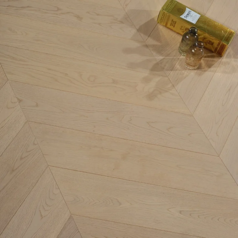 Engineered Timber Flooring - AB Grade 15/4mm CHEVRON - Y03 CREAMY WHITE OAK - Chevron Engineered 15mm