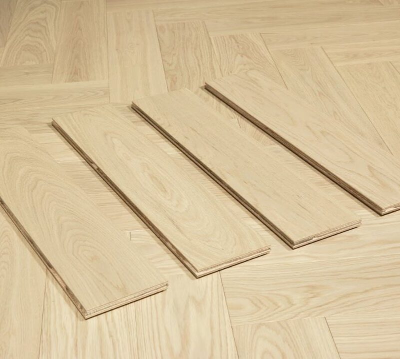 Eterna Engineered Oak AB Grade - Champagne Oak planks